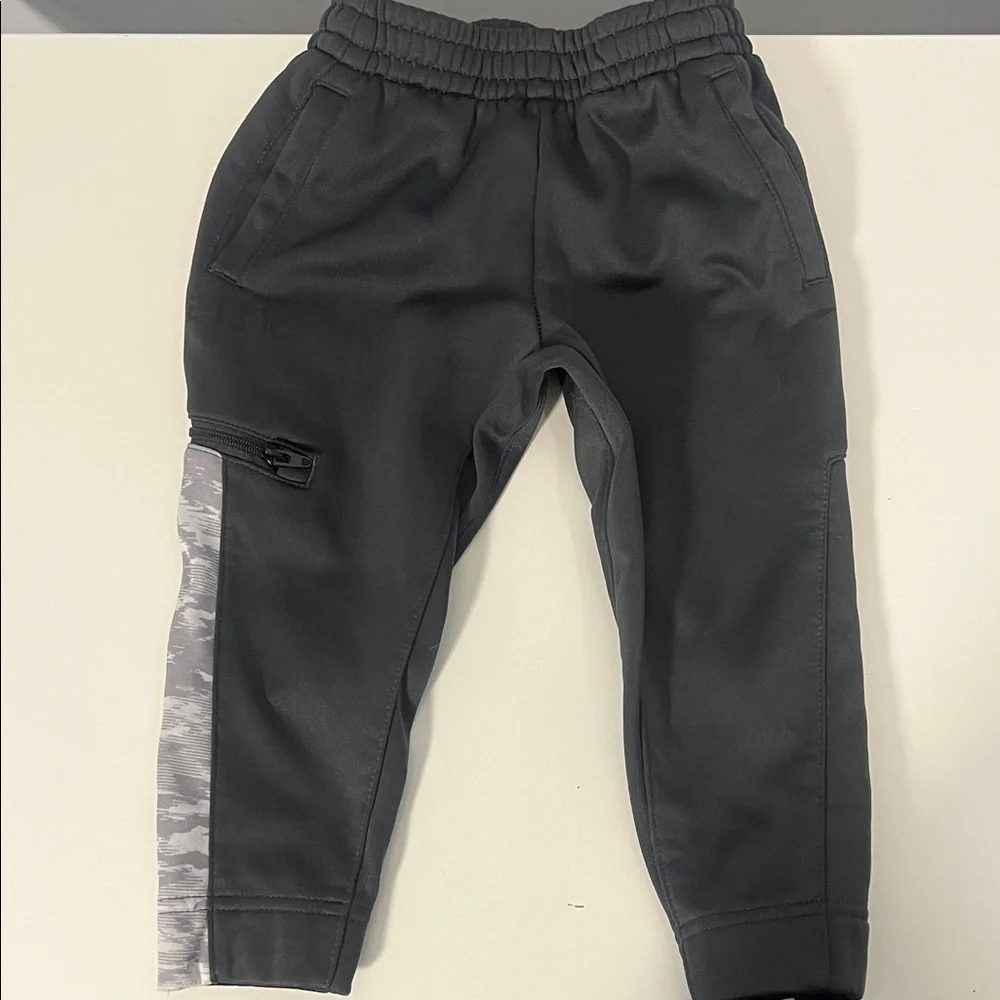 Nike Kids Black and Gray‎ Camo Joggers Pull On Sweatpants Toddler Boys Size 2T